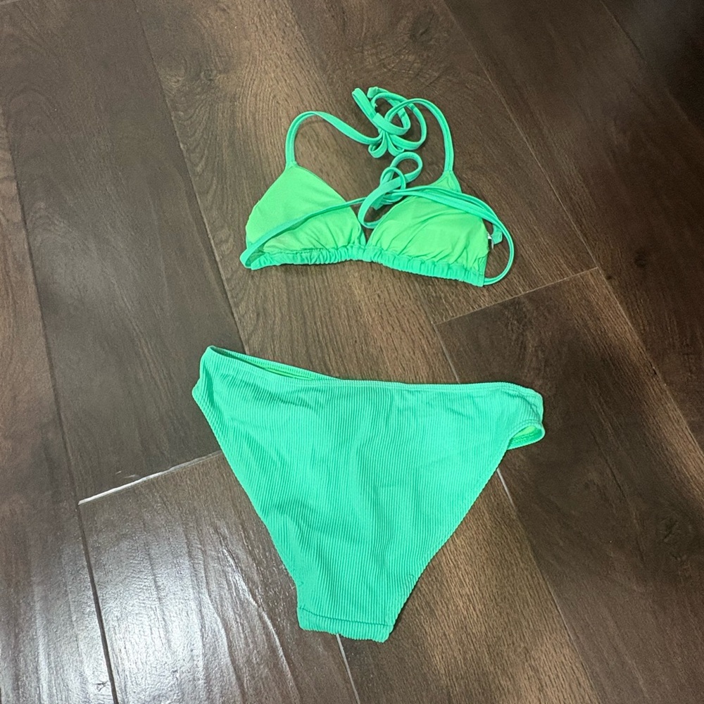 Aerie Green Bikini Set - Picture 2 of 3